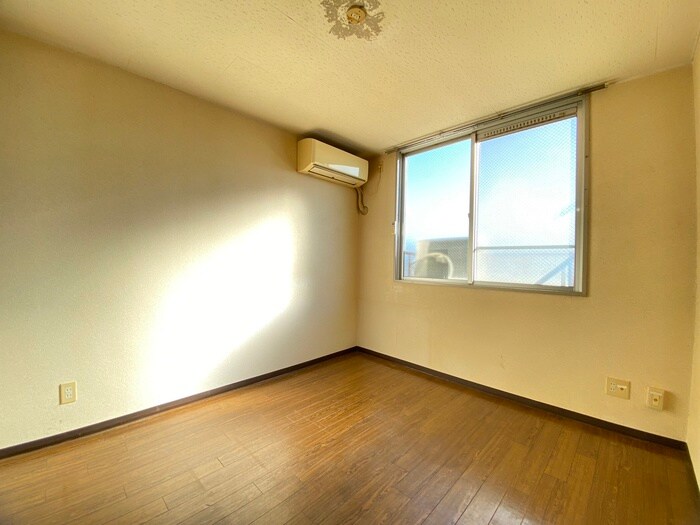 岡本マンションの物件内観写真