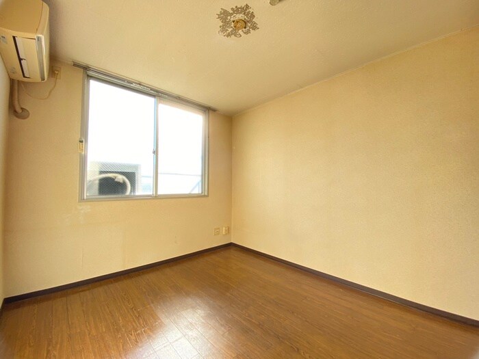 岡本マンションの物件内観写真