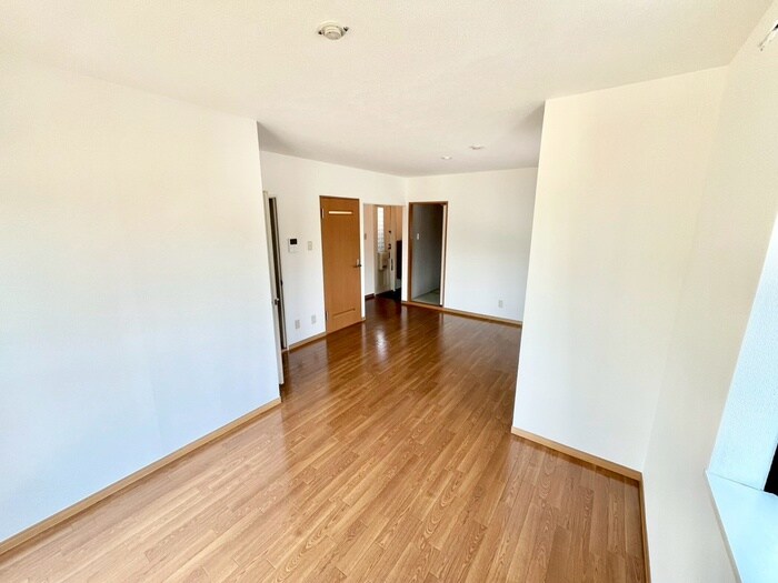 ｱﾒｰｼﾞﾝｸﾞｴｽﾃｰﾄの物件内観写真