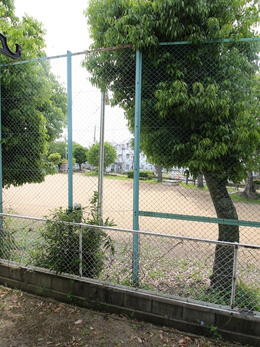 ｱﾒｰｼﾞﾝｸﾞｴｽﾃｰﾄの物件外観写真