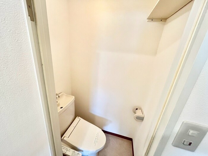 ｱﾒｰｼﾞﾝｸﾞｴｽﾃｰﾄの物件内観写真