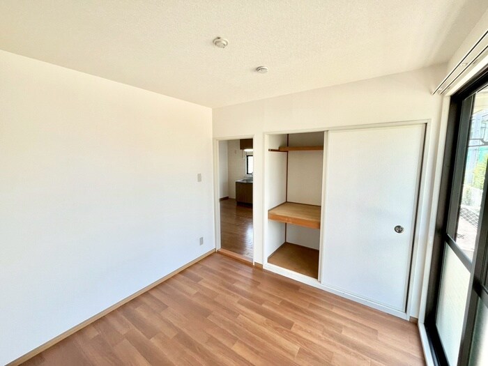 ｱﾒｰｼﾞﾝｸﾞｴｽﾃｰﾄの物件内観写真