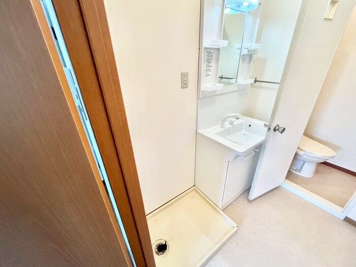 ｱﾒｰｼﾞﾝｸﾞｴｽﾃｰﾄの物件内観写真