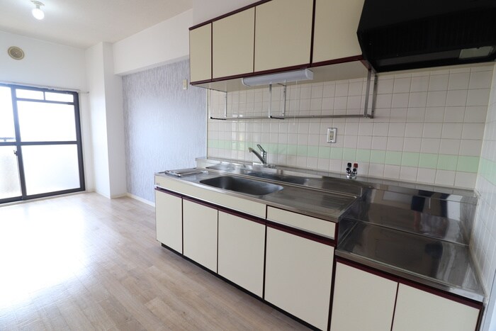 ネオ・デンクマ－ル１号館の物件内観写真