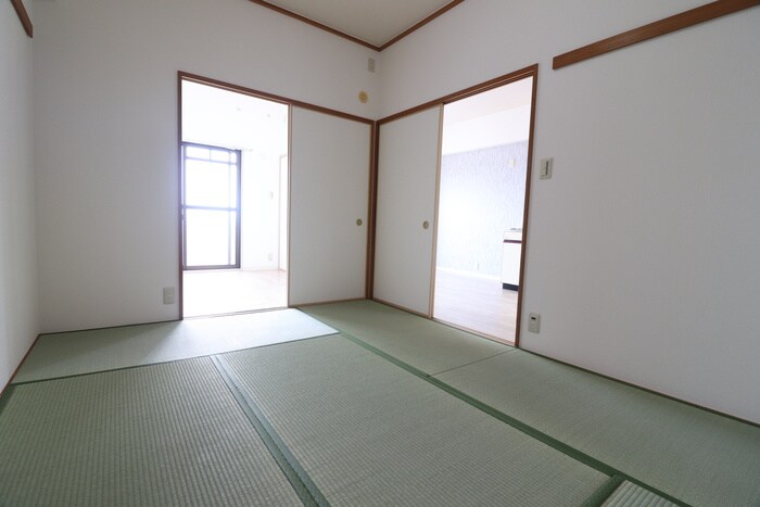 ネオ・デンクマ－ル１号館の物件内観写真