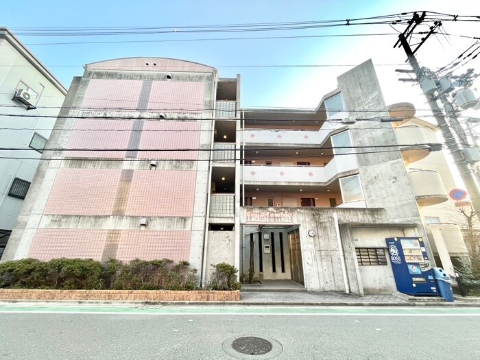 ロイヤルコンフォートの物件外観写真