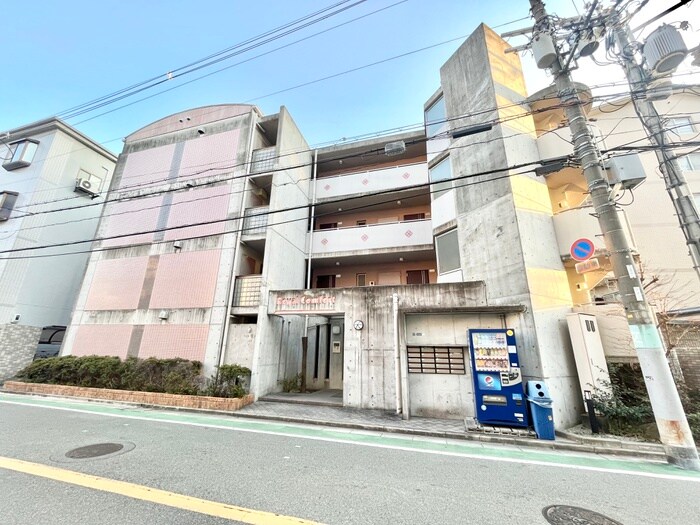 ロイヤルコンフォートの物件外観写真