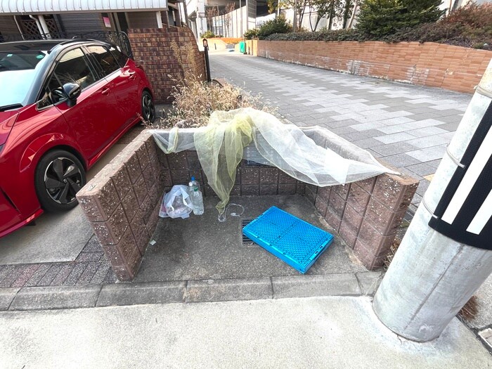 旭化成コージィ香櫨園の物件外観写真