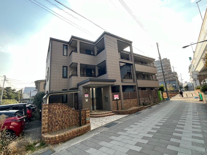 旭化成コージィ香櫨園の物件外観写真