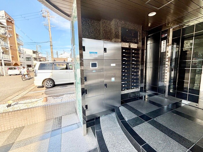 J･T･CRUISE(ｼﾞｪｲ･ﾃｨｰ･ｸﾙｰｽﾞ)の物件外観写真