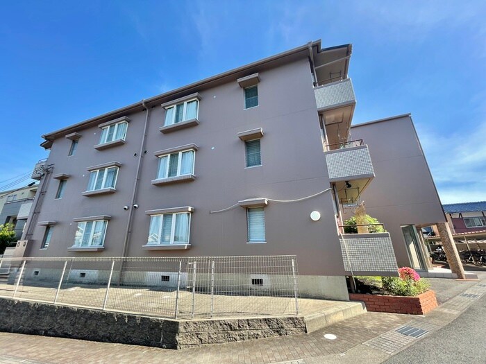 多蔵ハイツの物件外観写真