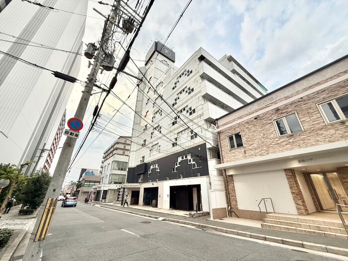 レオンズビルの物件外観写真