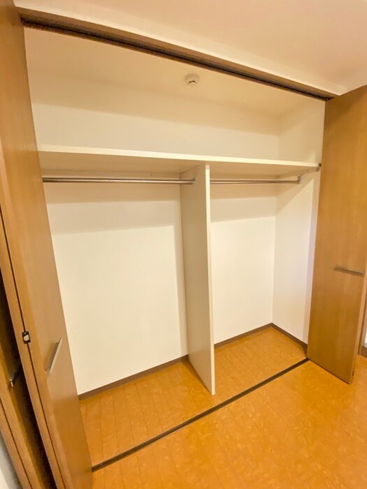 レオンズビルの物件内観写真