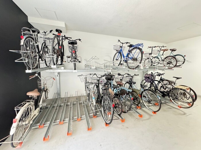 オルフェア鶴ヶ丘駅前の物件外観写真