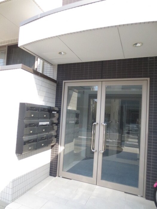 アルユータ六甲道の物件外観写真