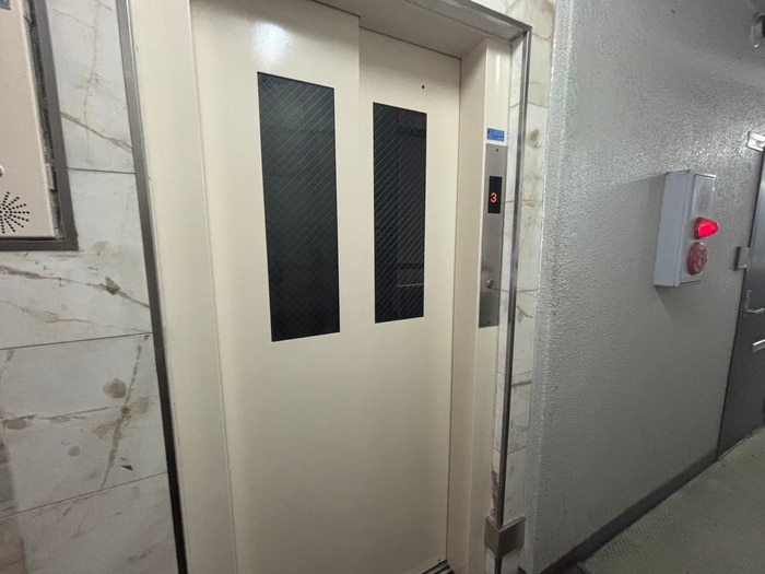 プラザ花園の物件外観写真