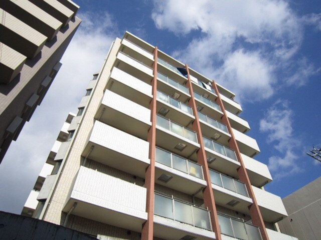 ドムスⅣの物件外観写真