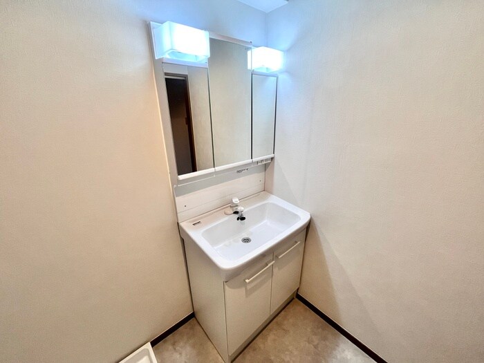 イソダマンションの物件内観写真