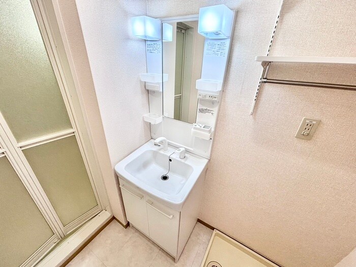 ヴェルドミ－ル出口の物件内観写真