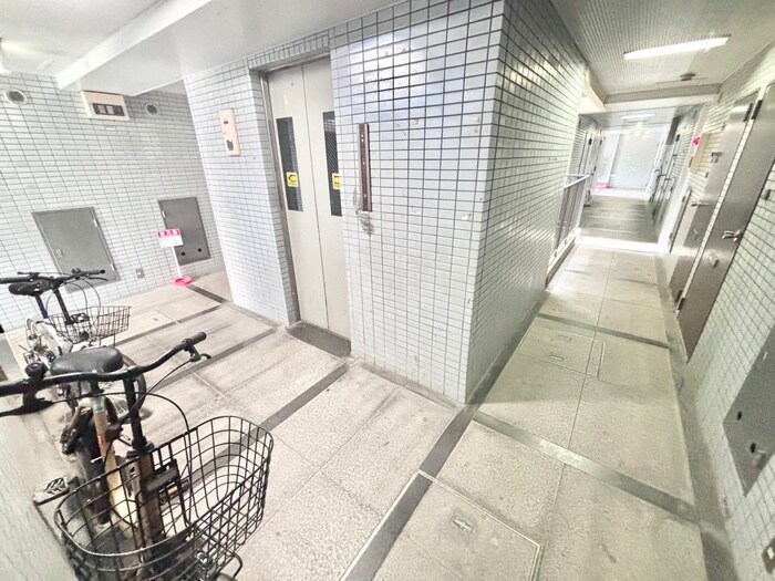 プレアール星田　東側の物件外観写真