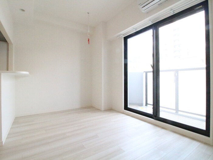 ﾌｧｰｽﾄﾌｨｵｰﾚ三宮ｲｰｽﾄⅡ(102)の物件内観写真