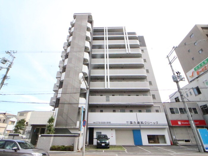 Belle Fontaineの物件外観写真