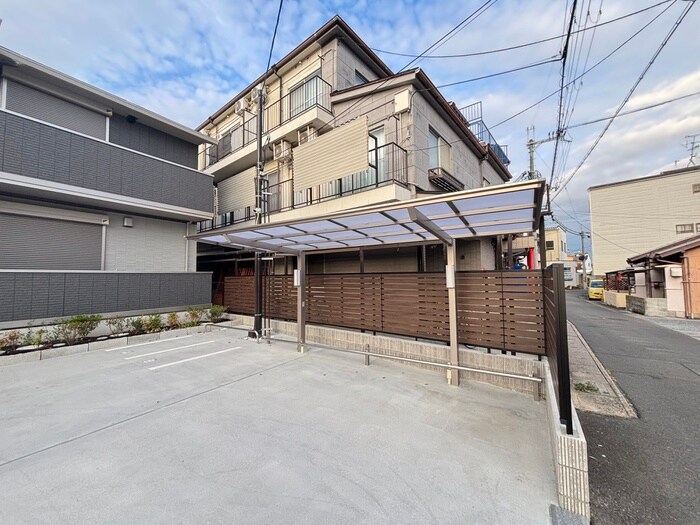 ソレイユ嵯峨野の物件外観写真