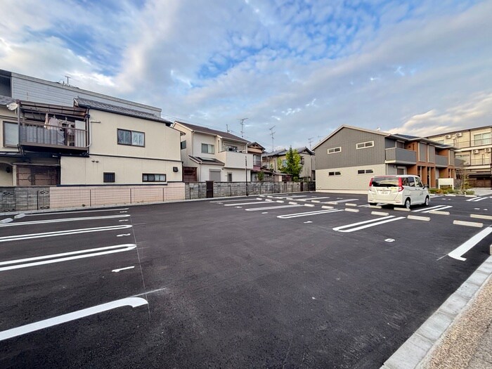 ソレイユ嵯峨野の物件外観写真