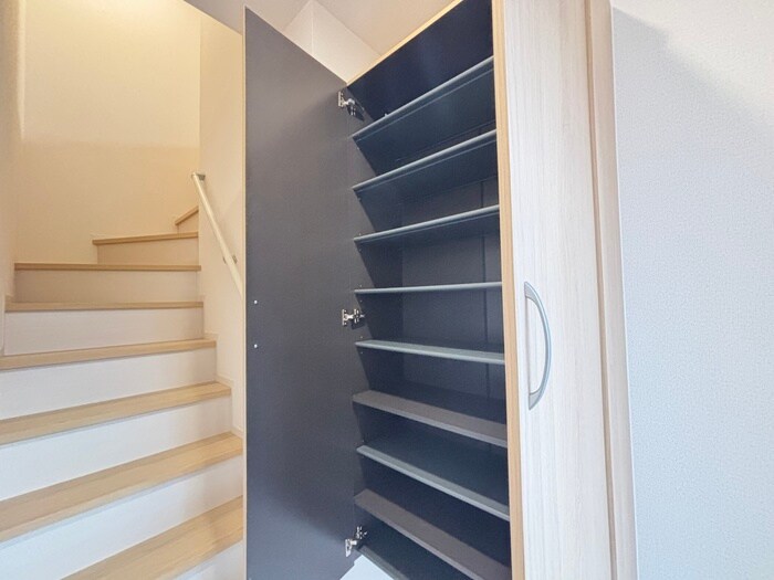 ソレイユ嵯峨野の物件内観写真