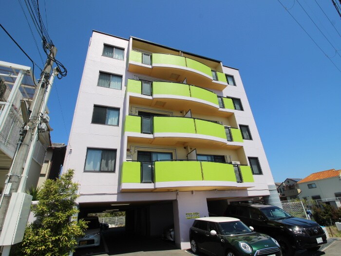 ハイムプロミネンス宝塚の物件外観写真