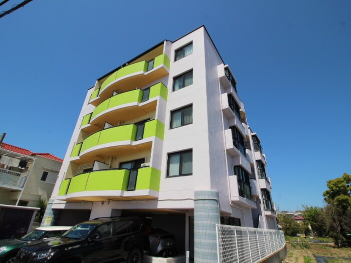 ハイムプロミネンス宝塚の物件外観写真