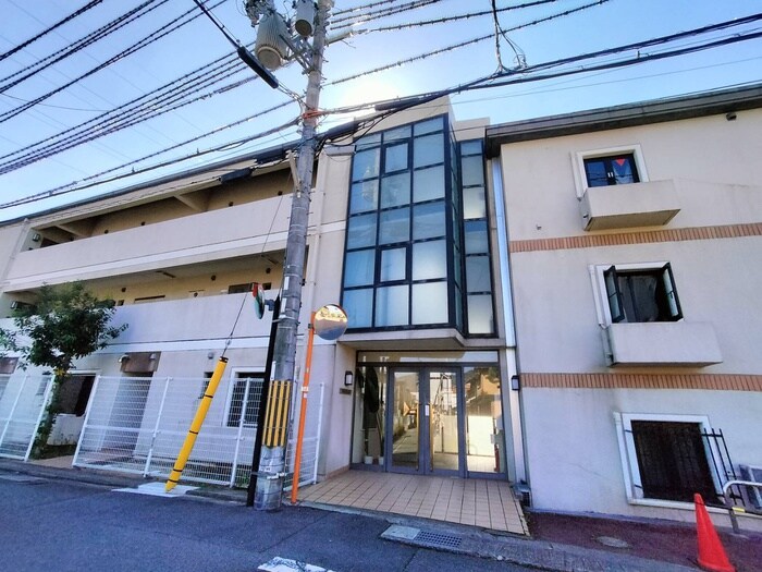 フォートアネックスの物件外観写真