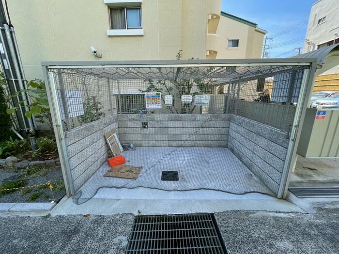 ブルーミンメドー本山の物件外観写真