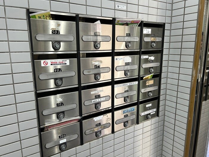 ラポール千里山の物件外観写真