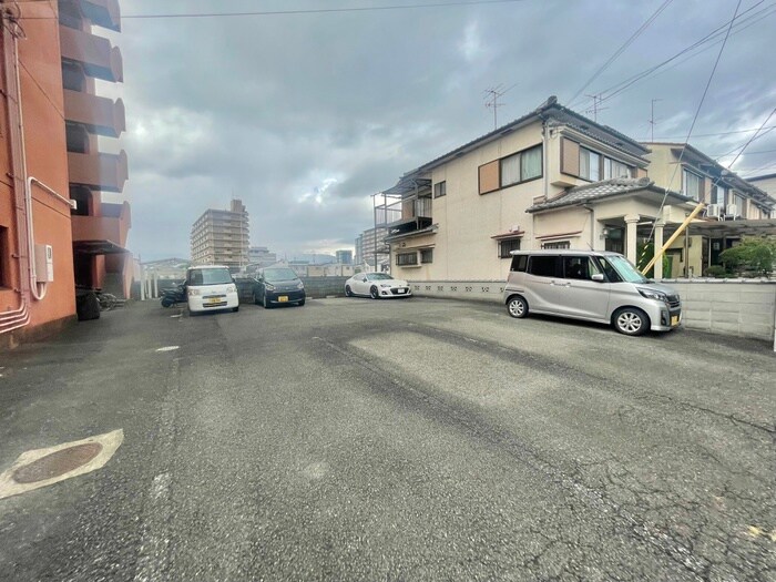 三弘マンションの物件外観写真