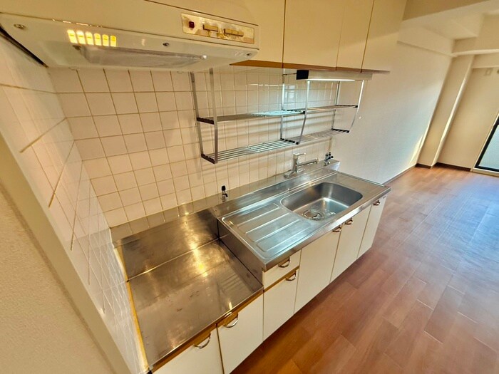 エトワ－ル小松の物件内観写真