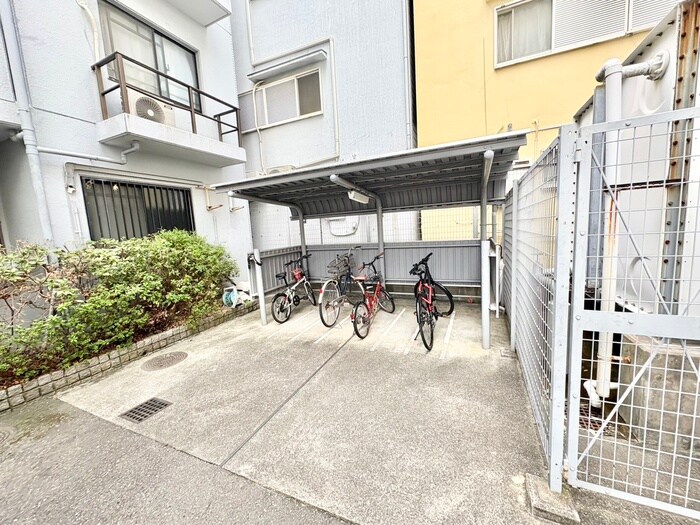 エトワ－ル小松の物件外観写真