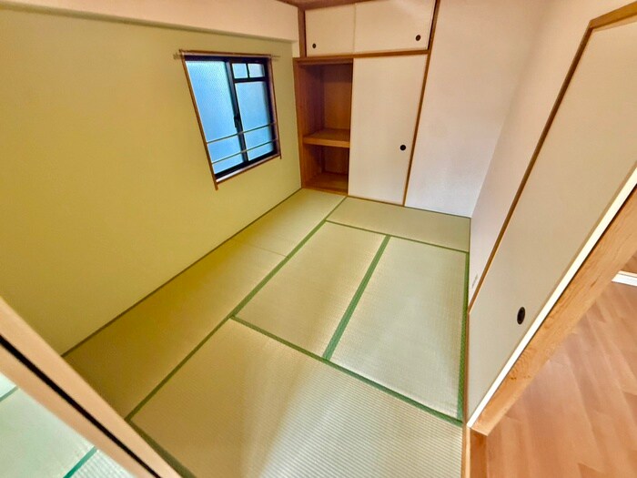 エトワ－ル小松の物件内観写真