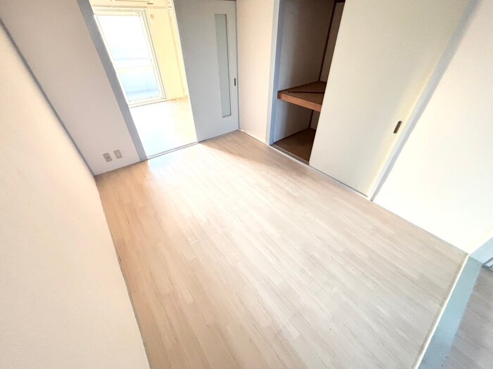 グレイス川西南館の物件内観写真