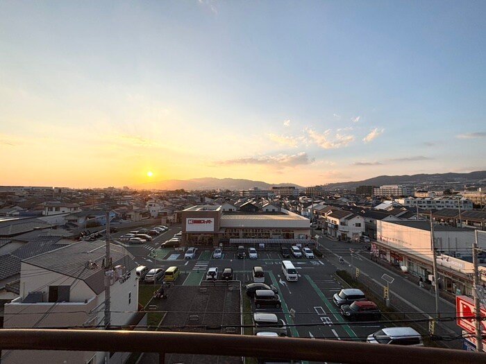 グレイス川西南館の物件内観写真