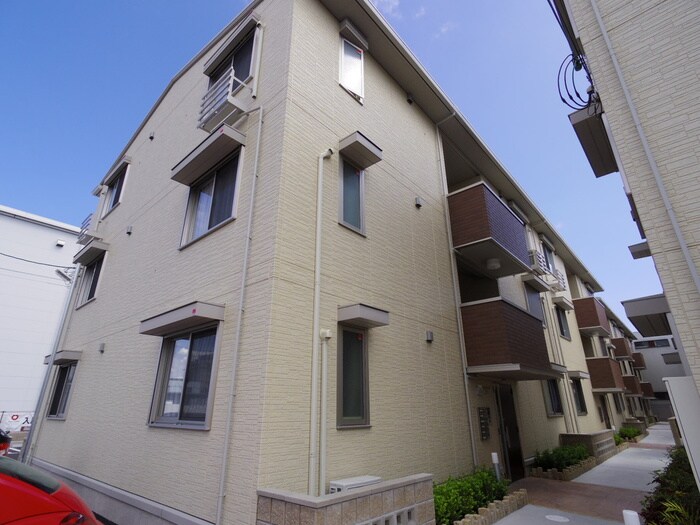 カーサルミノサ　トレの物件外観写真