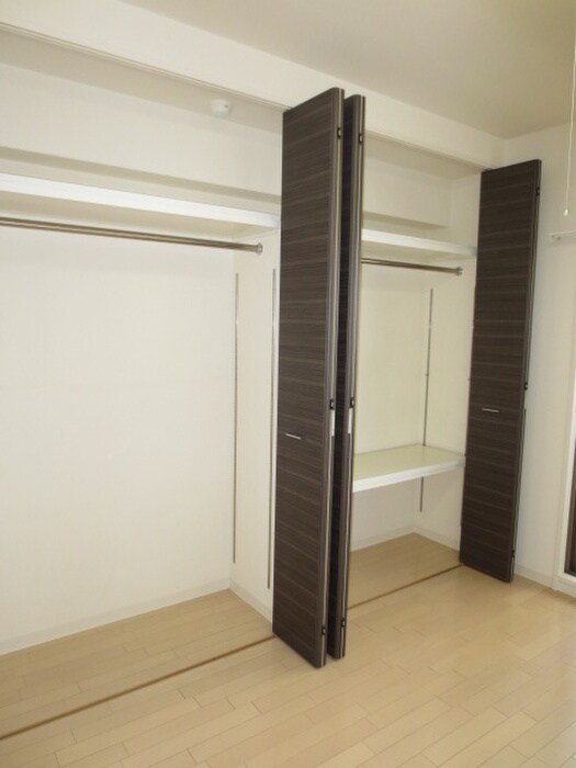 レジディア京町堀の物件内観写真