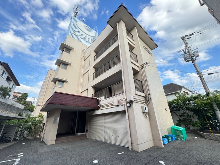 クオレ千里山の物件外観写真