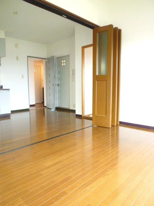 カーサ・IKUSHIMAの物件内観写真