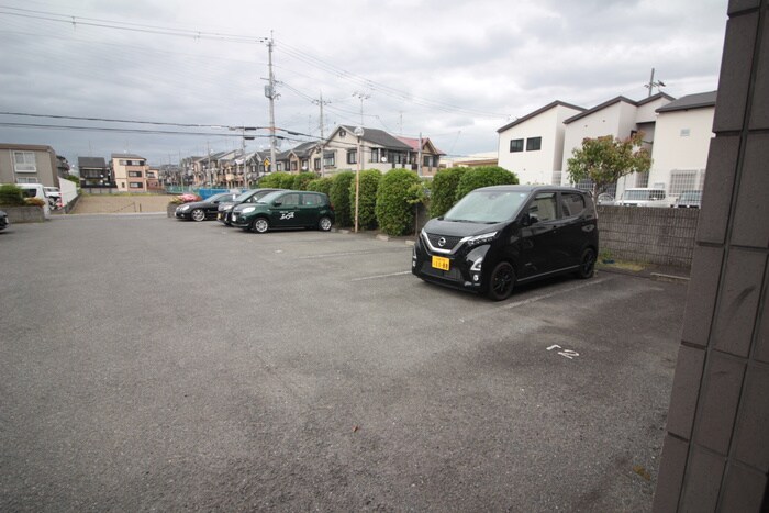 カーサ・IKUSHIMAの物件外観写真