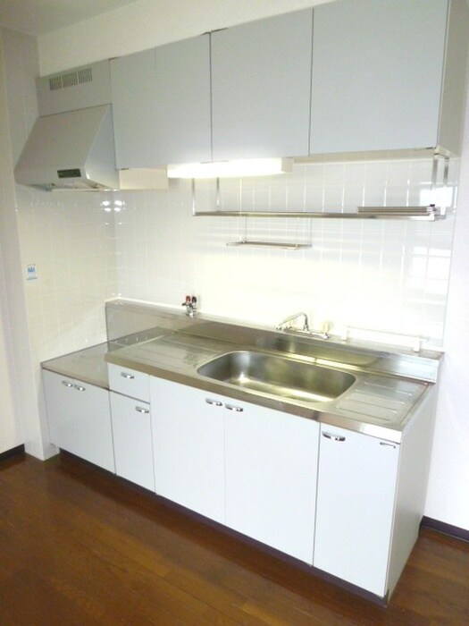 カーサ・IKUSHIMAの物件内観写真