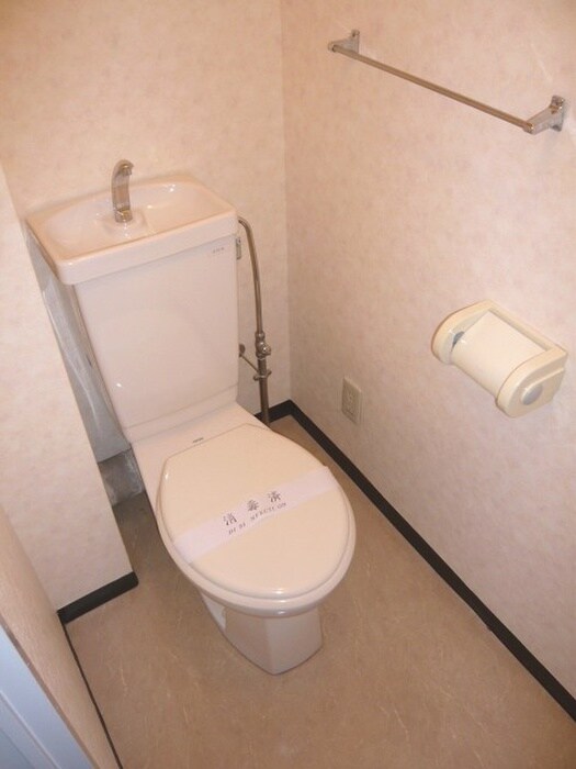 カーサ・IKUSHIMAの物件内観写真