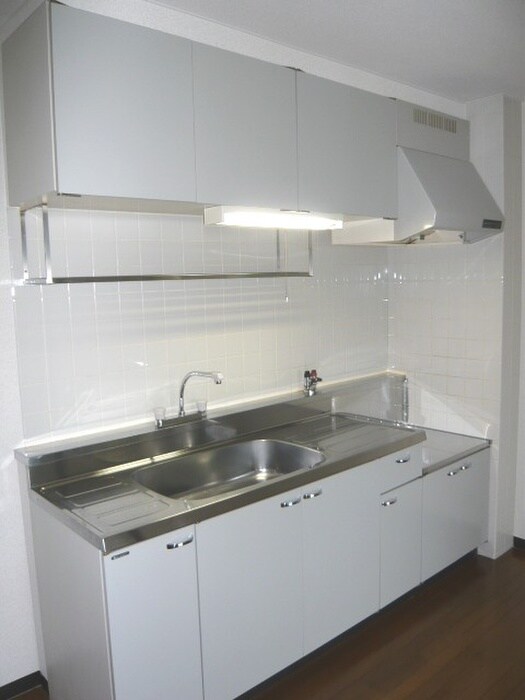 カーサ・IKUSHIMAの物件内観写真