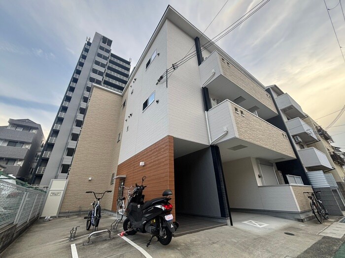 ワコーレヴィータ国香通の物件外観写真