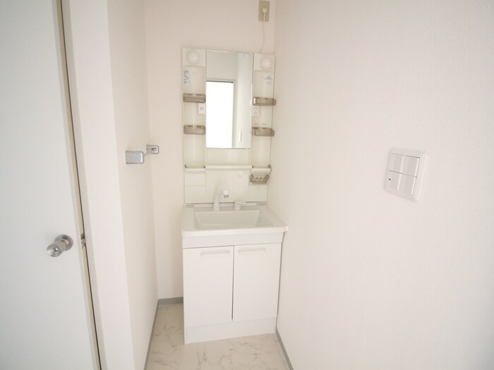 サンビュ－ラ福島Ⅰの物件内観写真